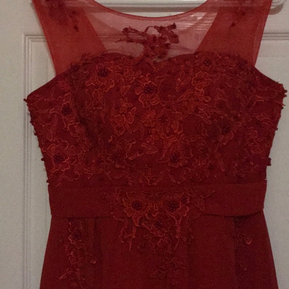 Dress - Picture 2 of 4